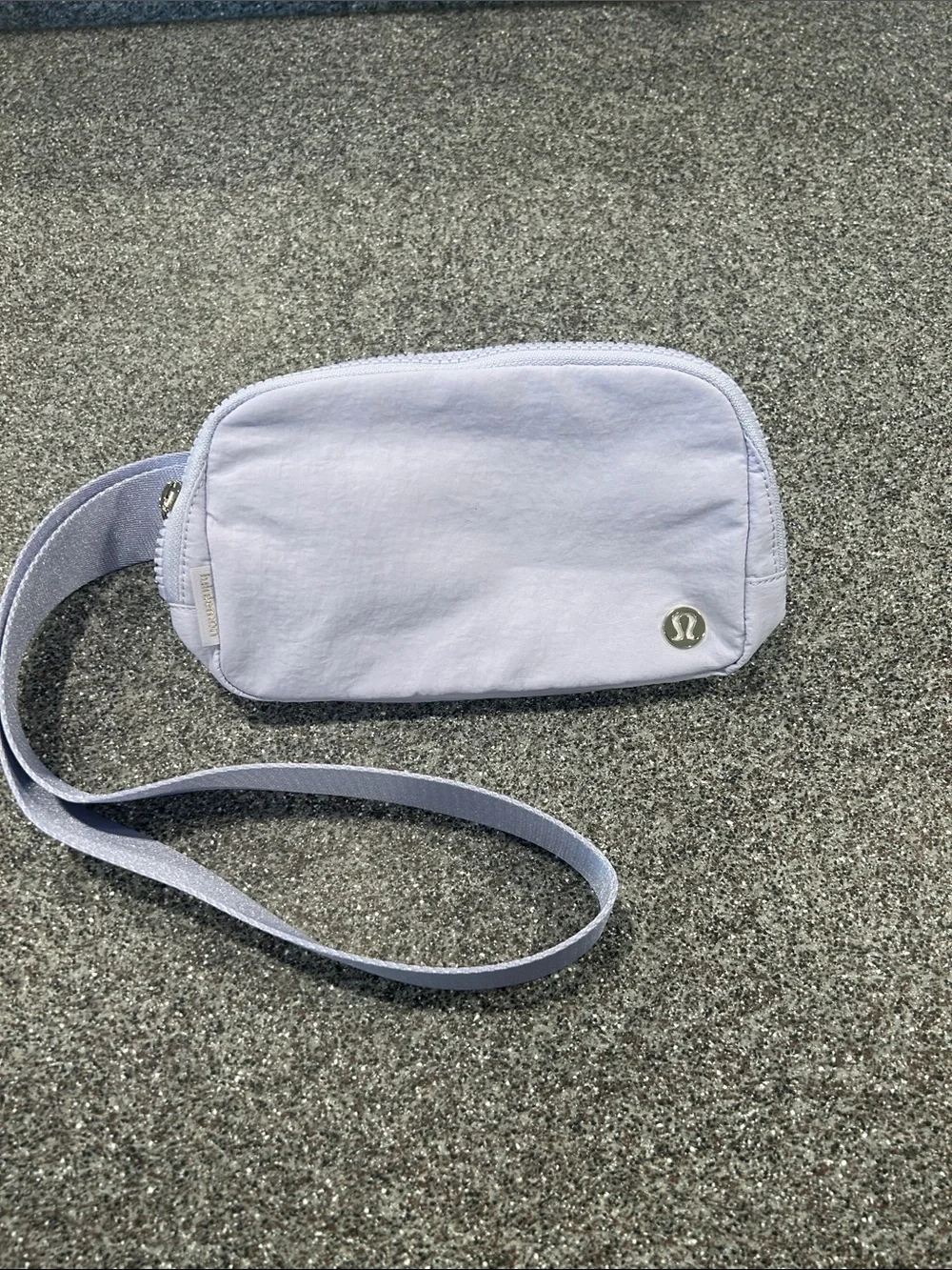 lululemon athletica Light Lavender Everywhere Belt Bag